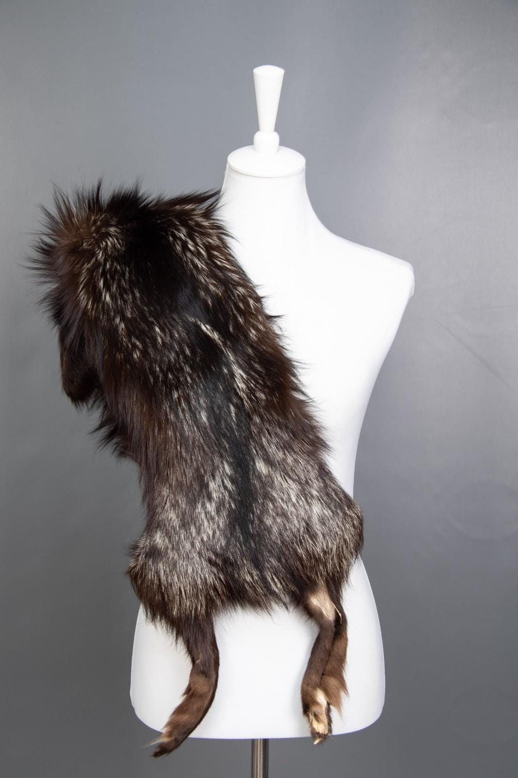 シルバーフォックス ファーコート リアルファー ショールカラー 主役オーラが漂う☆セレブリティなシルバーフォックスファーロング