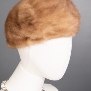 1262 Wonderful Real Mink Hat Luxury Fur Beautiful Look