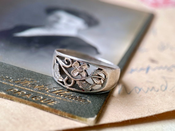 Art Nouveau Vintage sterling silver ring size 10,… - image 7