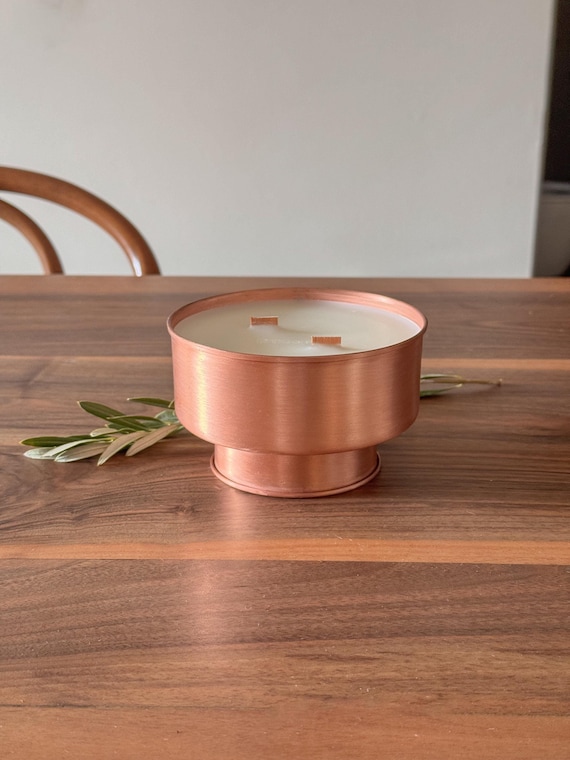 Handgefertigte Kerze aus Kupfer: Olivenwachs, Sojawachs, Holzdochte, Minimalistisches Design