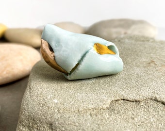 Sculptural ring 14k, Modernist ceramic ring with gold, Contemporary cocktail ring for women, Statement versatil ring with abstract shape