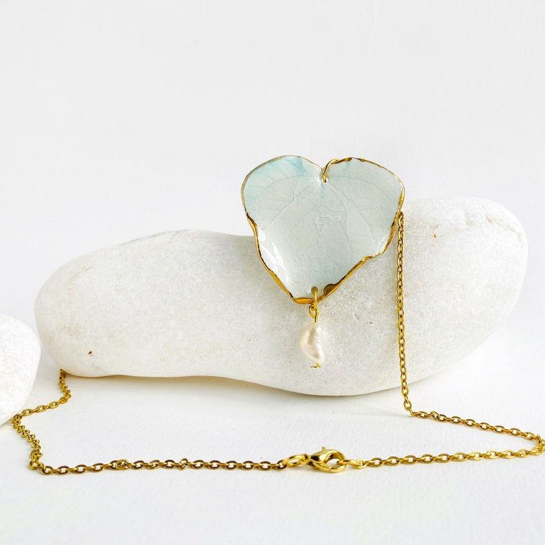 Romantic boho ceramic necklace with heart pendant White statement porcelain jewelry gold dipped image 2