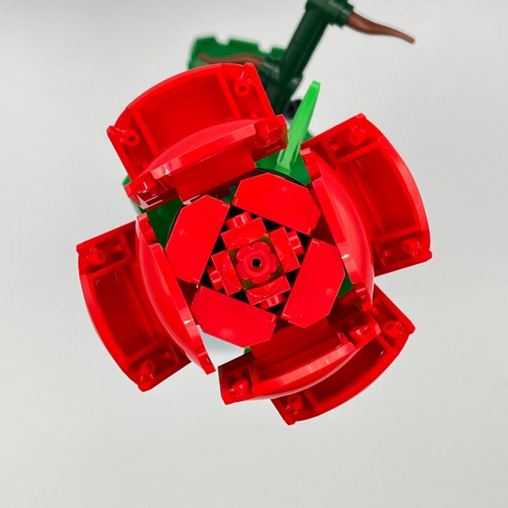 LEGO Roses With Vase and Water Tiles genuine LEGO Buildable Roses for  Mothers Day -  UK