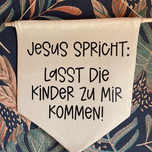 Wimpel fürs Babyzimmer als christliches Geschenk zur Geburt