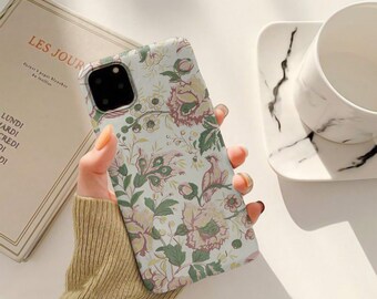 Shabby Chic lichtroze + groene vogels en bloemen, MagSafe Tough iPhone-hoesje: iPhones 12, 13, 14, 15, 16, 17 (Mini, Pro, Pro Max, Plus, Air)