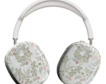 Lucky Floral Horseshoe AirPods Max Shells – Delicate Nature-Inspired Headphone Covers for Protection and Charm - Vintage Modern Audio Gear