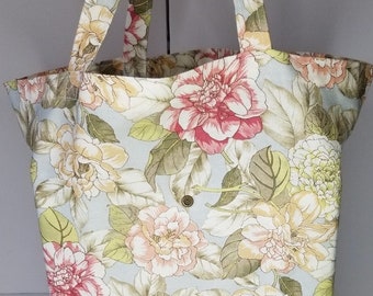 Foldable Grocery Tote/ Foldable Market Bag/ Foldable Carryall/ Foldable Tote/ Pale Green Floral