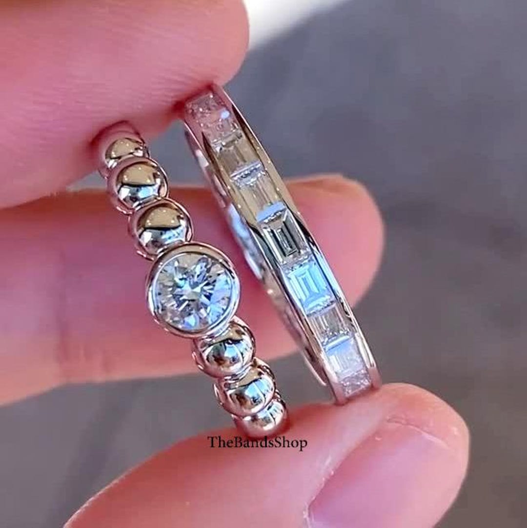 10K Gold Band, 4 MM Round Cut Bezel Set Moissanite Ring, East to West ...