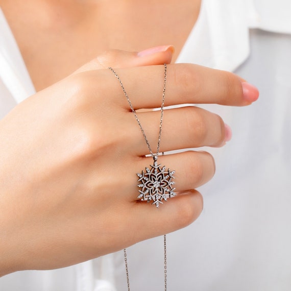Snowflake Necklace – Scott James Jewelry