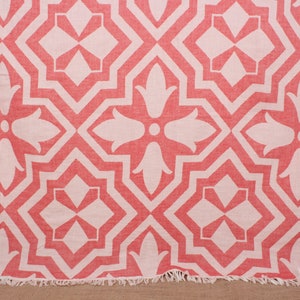 Serviettes turques de plage, Serviette de plage brodée, Serviette rouge, Serviette à motifs tulipes, Douche nuptiale 36x67 pouces Faveurs, Serviette d’hôtel,