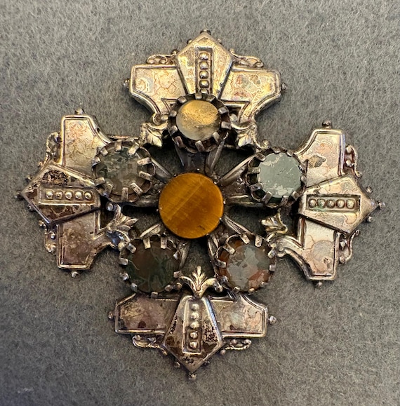 Antique Scottish Brooch