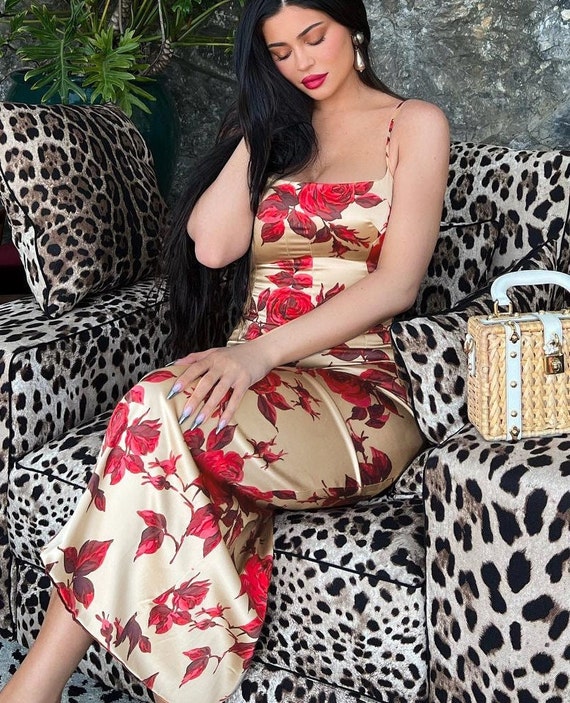 Kylie Jenner Vestido Estampado Floral Rojo Vestido Etsy