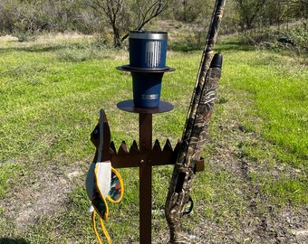 thumbnail image 2 of Dove Tree Mounting Pole With Carrying Bag, Works With MOJO Dove Decoys 2 of 14