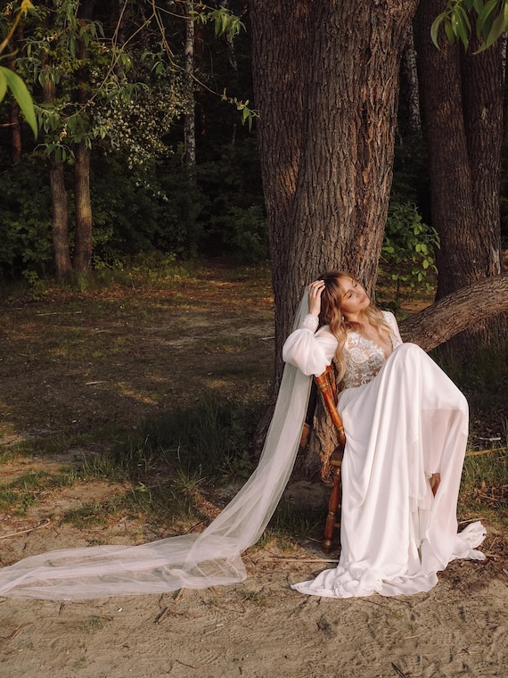 summer beach style wedding dresses Lace&Appliques Beach Wedding Gown 2022 Summer  loveangeldress