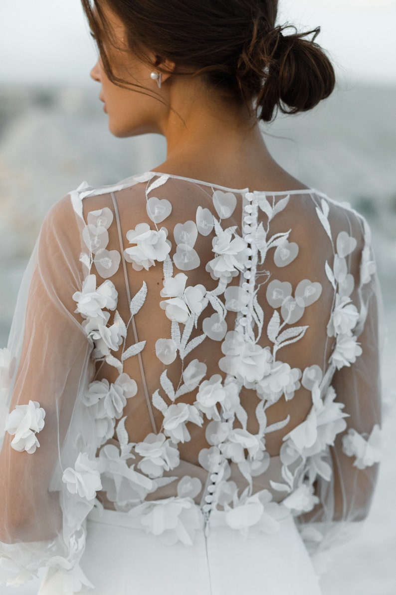 Lace wedding dress Beach, Flowy wedding dress Flower, Reception dress Mod, Romantic bridal dress MONA zdjęcie 3
