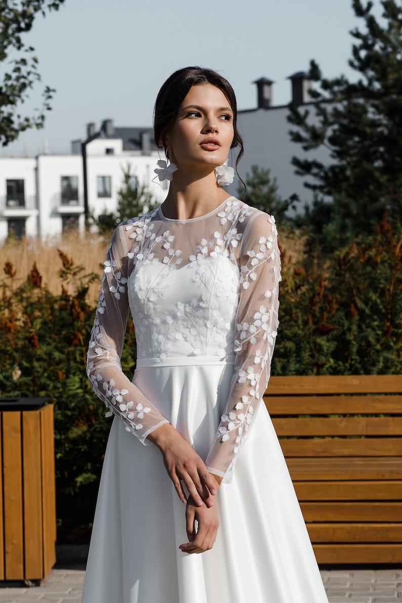 Elegant Embroidered Modest Wedding Dresses for Timeless Celebrations