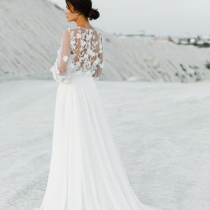 Lace wedding dress Beach, Flowy wedding dress Flower, Reception dress Mod, Romantic bridal dress MONA image 8