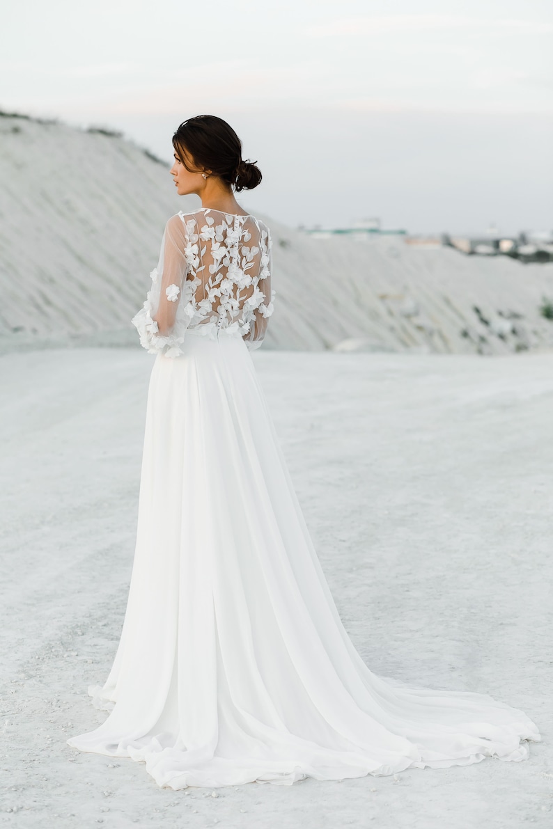 Lace wedding dress Beach, Flowy wedding dress Flower, Reception dress Mod, Romantic bridal dress MONA zdjęcie 8