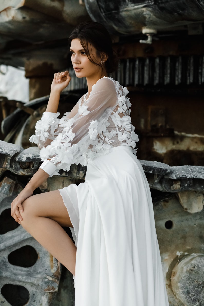 Lace wedding dress Beach, Flowy wedding dress Flower, Reception dress Mod, Romantic bridal dress MONA zdjęcie 4