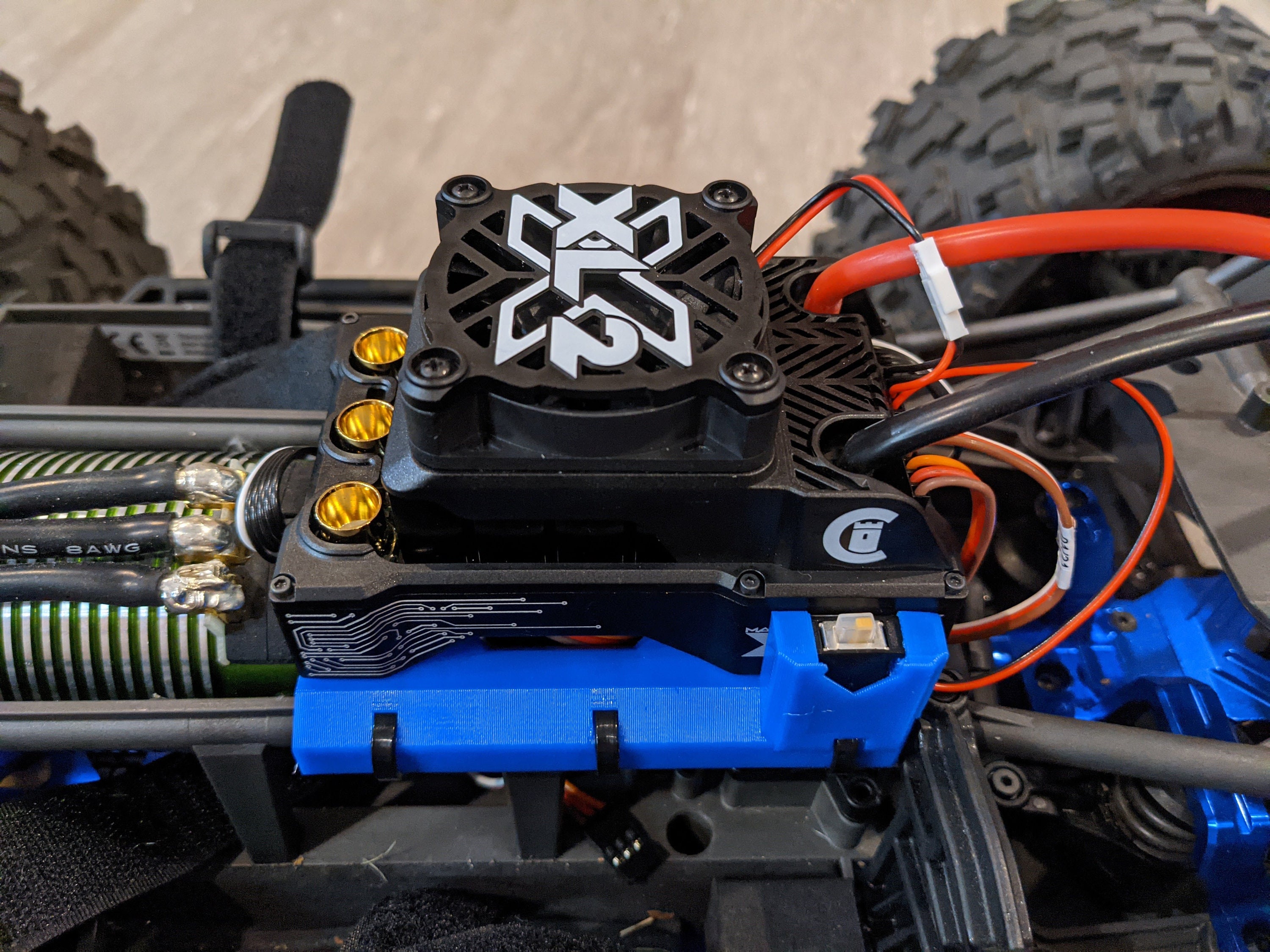 Castle Creations XLX2 ESC Mount for 