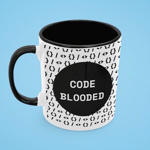 Taza Code Blooded Developer para probadores de software, analistas de datos, científicos - regalo de cumpleaños para colega de codificación en tecnología imagen 4