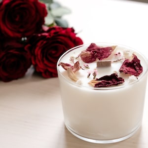 Vela rosa hecha a mano | Vela de flores | Cera de soja natural | Navidad | Regalo de cumpleaños | San Valentín | Despedida de soltera | Flores secas