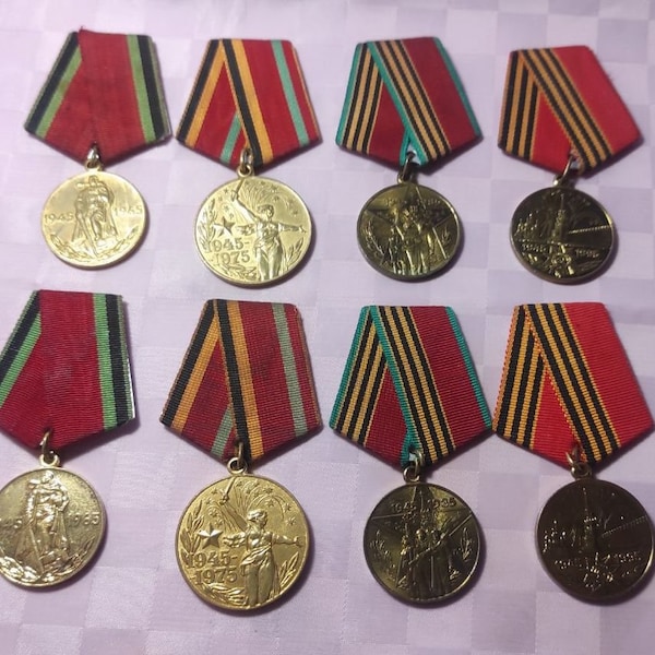 Vintage sowjetische Medaillen der UdSSR 20, 30, 40, 50 Jahre Sieg im Großen Vaterländischen Krieg. Gedenk-Jubiläumsmedaillen-Sammlungsgeschenk