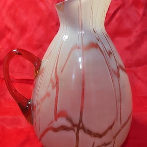 Jarra de jugo de vidrio ucraniano vintage, arte de vidrio retro de la URSS, decoración de mediados de siglo, colores del arco iris, regalo encantador, original de los años 70