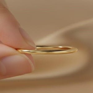 14k Solid Gold 1mm Thin Wedding Band / Minimalist Wedding Ring for Women / Thin Stacking Ring Hers / Dainty Simple Plain 1mm Band For Women