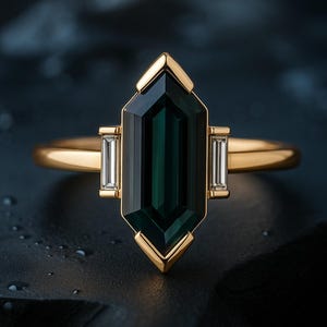 Alliance en saphir bleu sarcelle hexagonal et pierres en moissanite sur les côtés