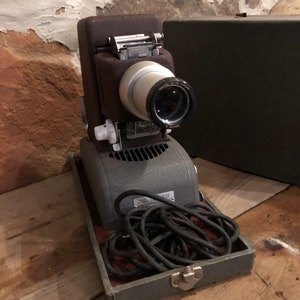 Delineascope Projector