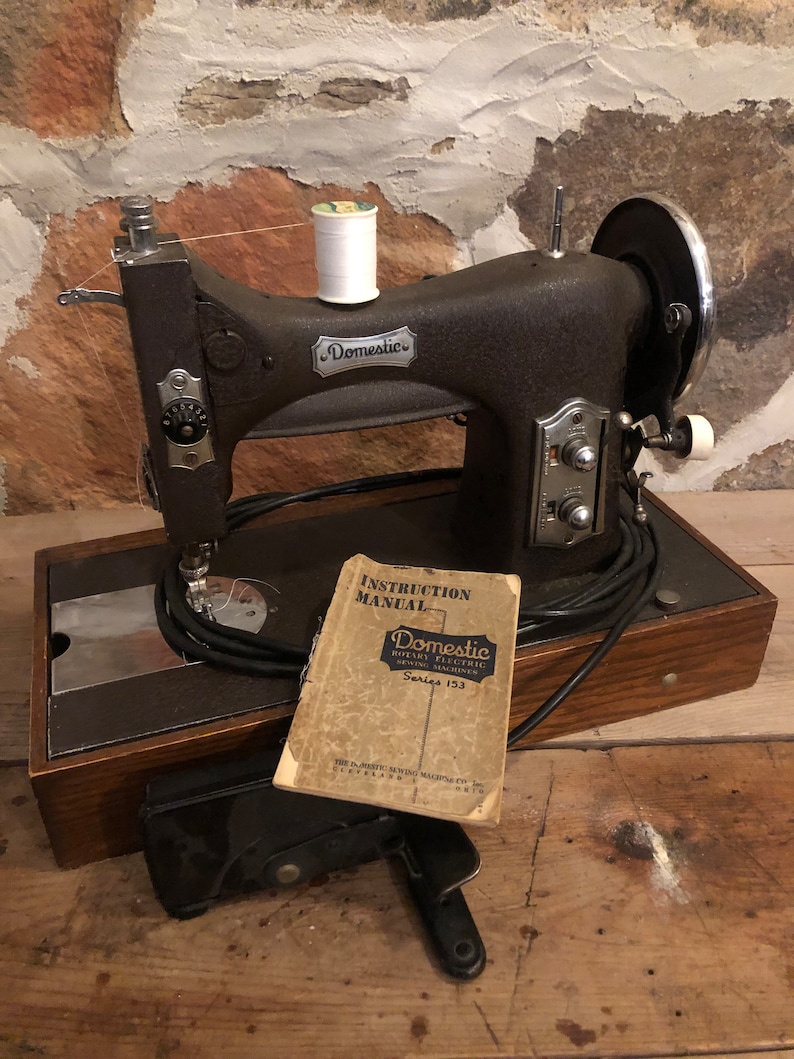 Vintage Domestic Sewing Machine Series 153 Etsy
