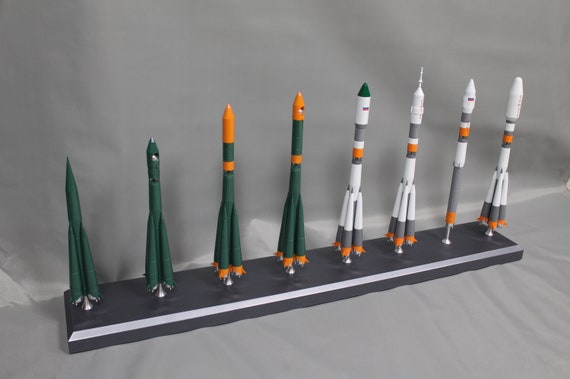 手作りのR7-ソユーズロケット打ち上げ機スケールモデルセット - Etsy 日本