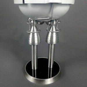 NASA ULA Centaur rocket stage scale model scale 1:36 13.9 tall 35.5 cm tall Made of metall and composite zdjęcie 8