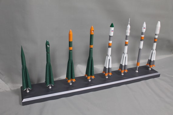 手作りセット ソ連 ロシア R7-ソユーズ ロケット打ち上げ機スケール