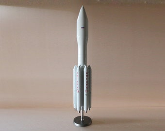 Russian Angara A7.2V rocket spacecraft launch vehicle scale model