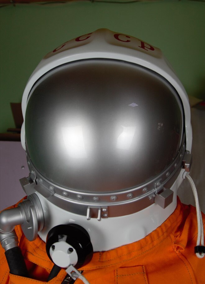 最初の宇宙飛行士の宇宙服SK-1、ユーリ・ガガーリンのボストーク宇宙船