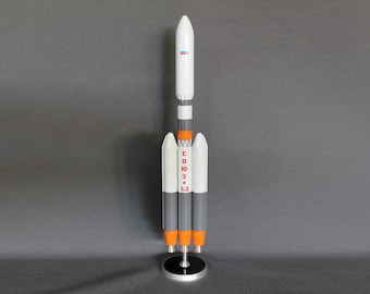精巧な3Dプリントのソユーズロケット模型：宇宙愛好家への贈り物