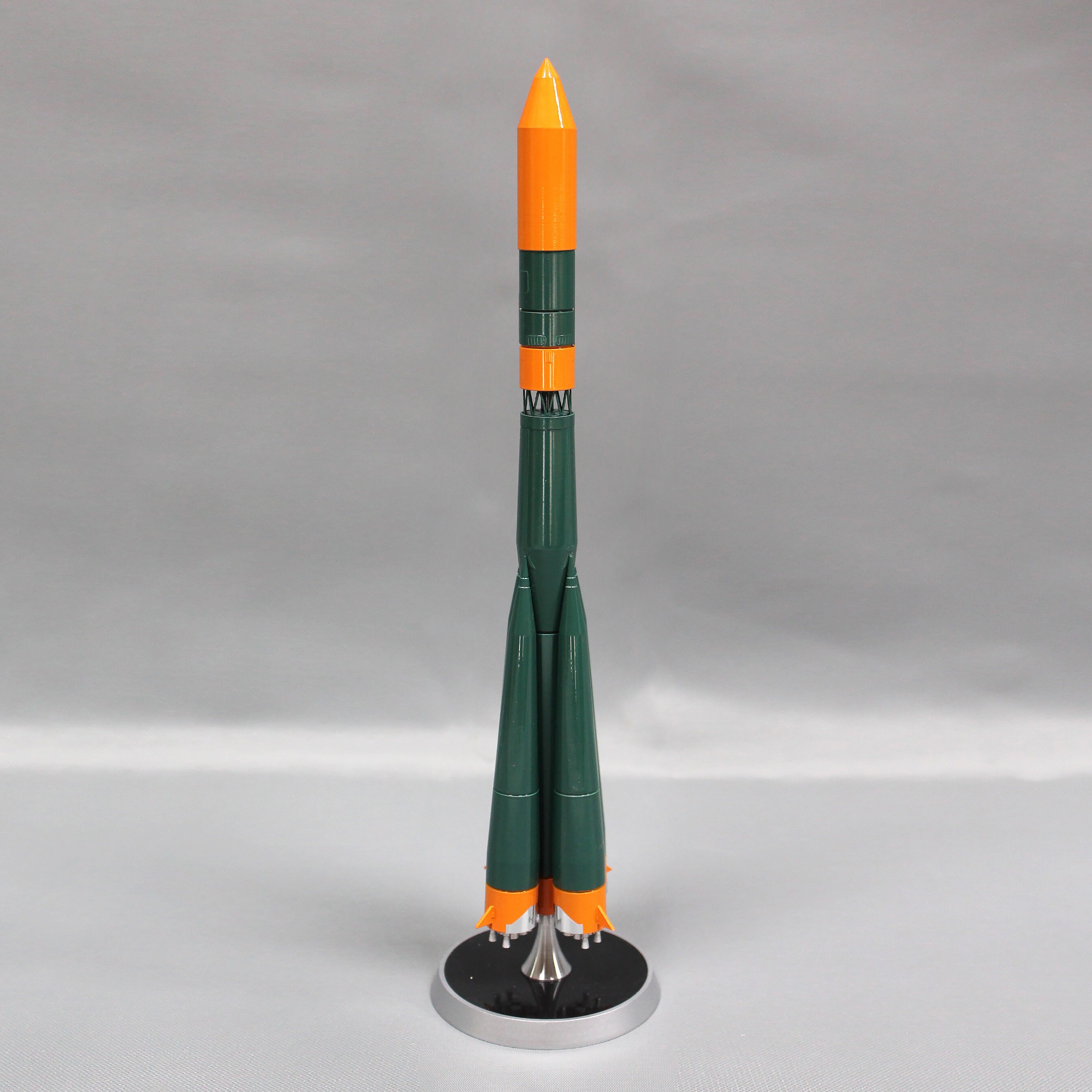 旧ソ連製/ロモ ヴァスホート：Made in USSR/LOMO VOSKHOD LOMO Voskhod (1964) - mike eckman dot com