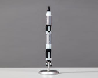 Gemini-Titan 2 spacecraft launch vehicle scale metal model