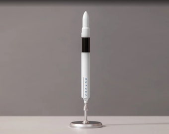 Maquette Falcon Heavy model 1:68 SpaceX 103cm / 40Inches Maquette Falcon Heavy model 1:68 SpaceX 103cm / 40Inches