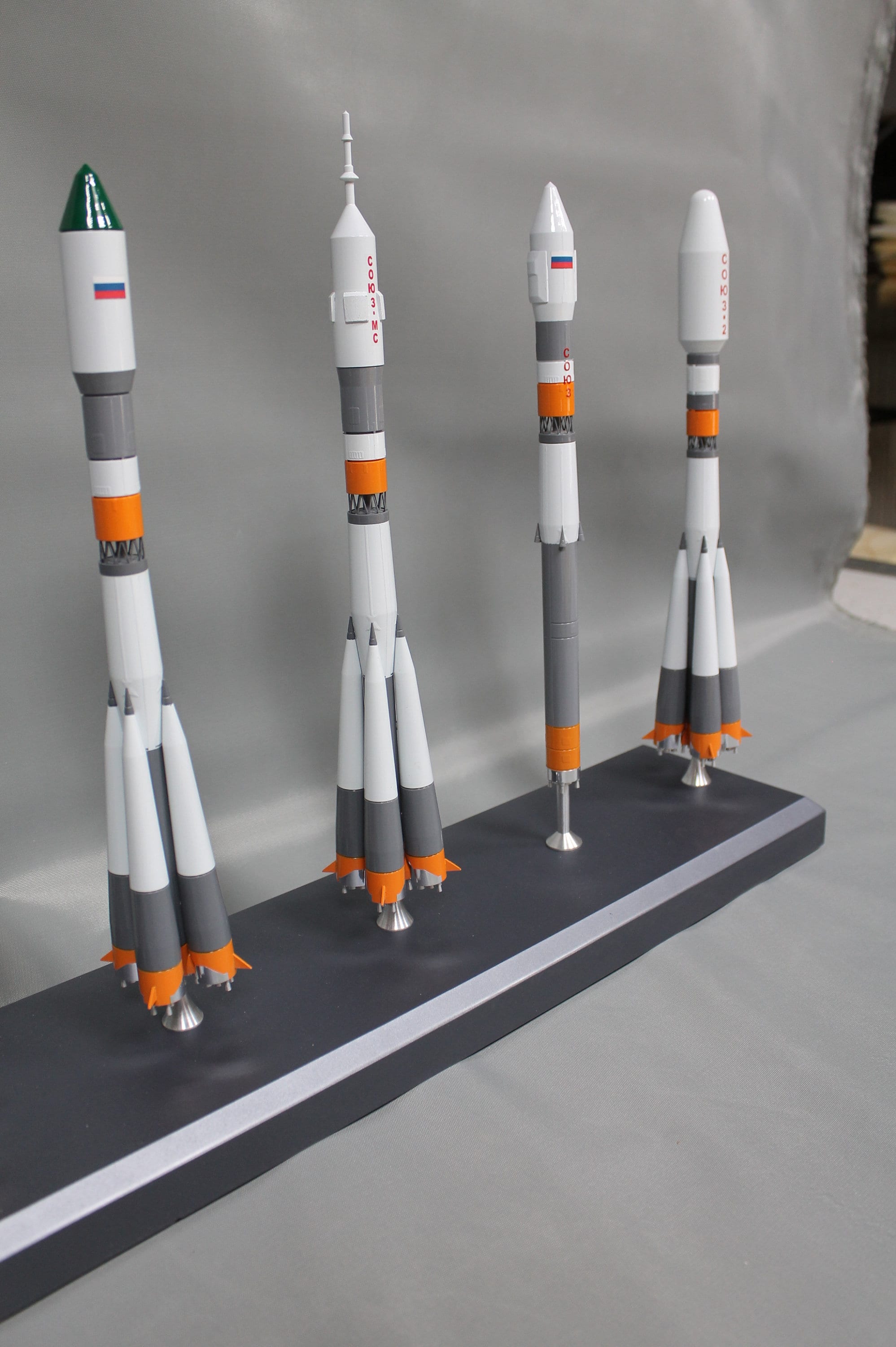 ソユーズＲ７ Handcrafted Set R7-soyuz Family of Rocket Launch Vehicle Scale