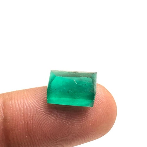 14.5X9X5 MM 4.10カラット 天然ザンビア産エメラルド ペア