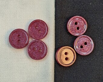 Bottoni W8 da 10 mm fatti a mano in resina marrone brillante confezione da 8 da Bobbie's Buttonry