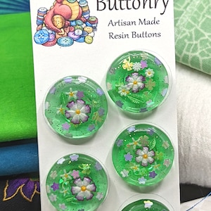 22mm Shank Buttons Handmade Resin Green White Purple Flowers 5 pack from Bobbie&#39;s Buttonry