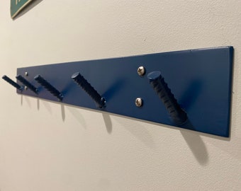 Rebar towel coat rack wall mounted (5 Stud)