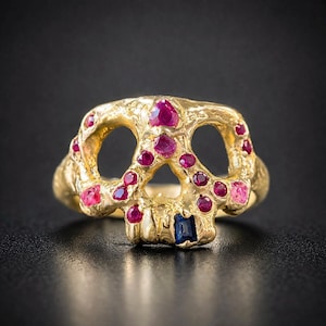 The Sapphire Skull Ring, Rubies and Sapphire, OOAK Skull Ring, Memento Mori Ring
