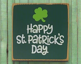 Happy St. Patrick&#39;s Day Mini Wooden Sign