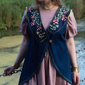 Bestickte Jeans Weste: Handgemachte Boho Hippie Festival Weste (S-M)