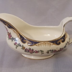Vintage Booths Silicon China Eatonia pattern gravy boat